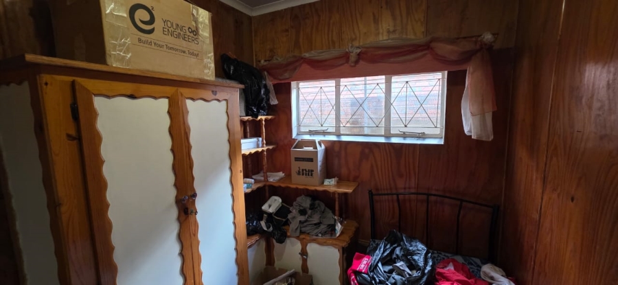 5 Bedroom Property for Sale in Elandia North West